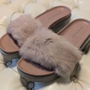 Donald Pliner Leather Blush Rabbit Fur Furfi Platform Slides